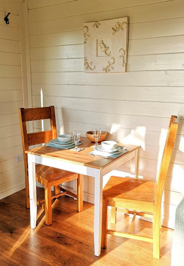 Villa Sunset Hideaway Narberth Exterior foto